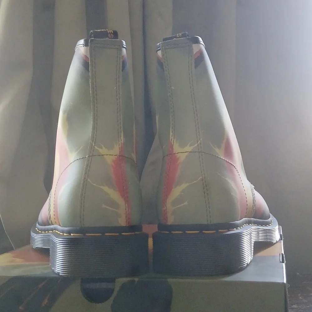 Tate Volcanic Flare Multi-color Boots - Picture 4 of 4